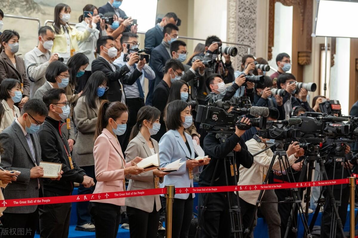 最新热门话题,最新热门话题，社会热点与公众关注